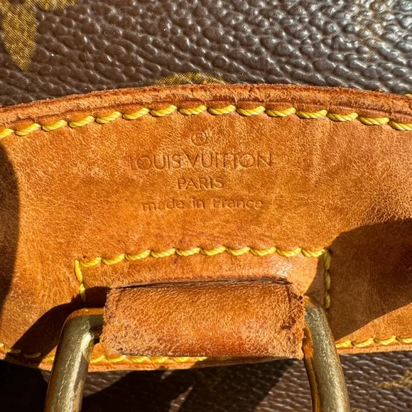 Louis Vuitton backpack - Picture 3 of 7